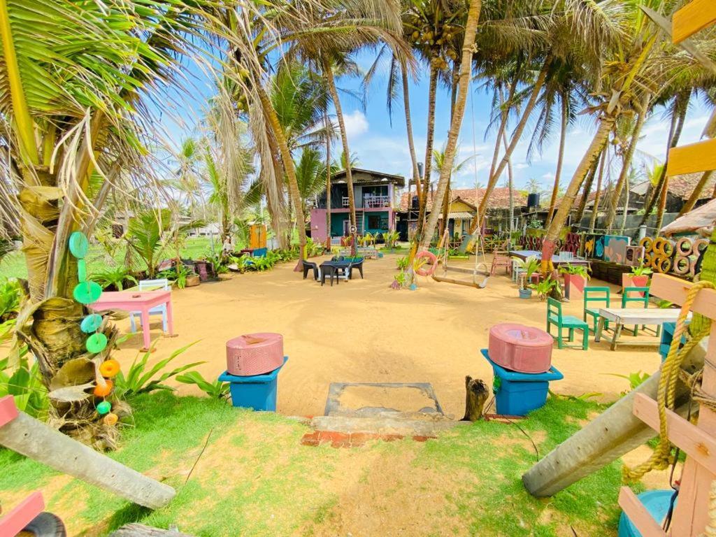 Ramya Ru Beach Home กอลล์ ภายนอก รูปภาพ